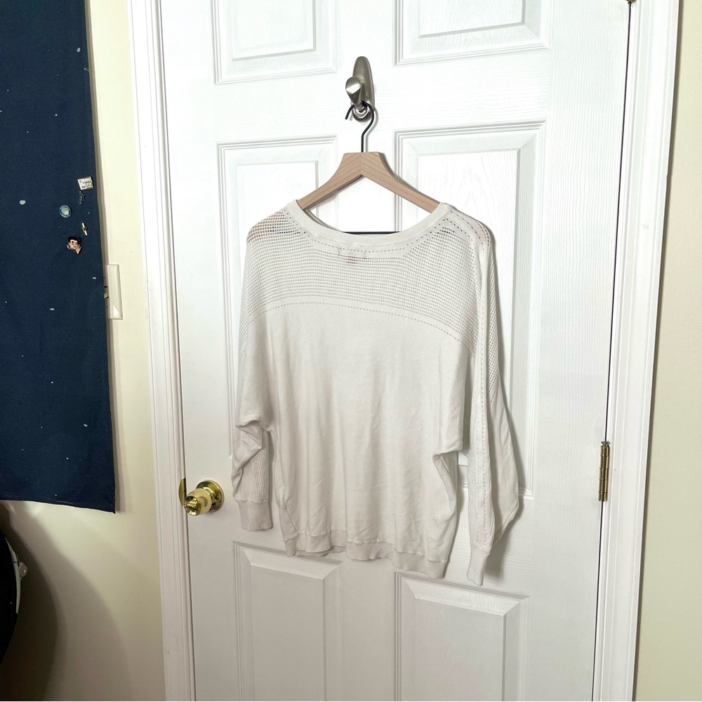 ✧・゚guess bedazzled logo white sweater - Picture 5 of 6